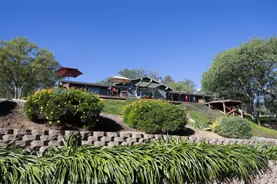 29890 Horseshoe Drive, Coarsegold, CA 93614 - Photo 3