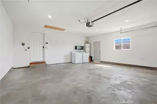 1931 N Douty, Hanford, CA 93230 - Photo 31