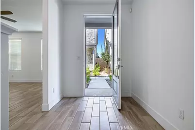 2725 E Teaberry Drive, Fresno, CA 93730 - Photo 3