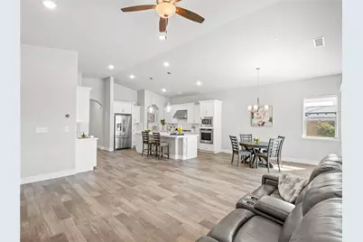 1734 N Park, Clovis, CA 93619 - Photo 17