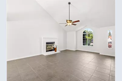 1631 E Deyoung, Fresno, CA 93720 - Photo 7