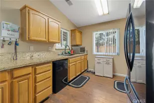 517 Tucker Ave, Sanger, CA 93657 - Photo 9