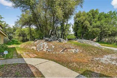 40790 Highway 49, Oakhurst, CA 93644 - Photo 3