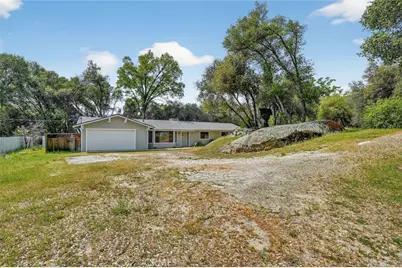 40790 Highway 49, Oakhurst, CA 93644 - Photo 1