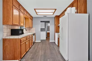 40790 Hwy 49, Oakhurst, CA 93644 - Photo 11