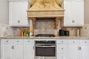 4918 W Bluff, Fresno, CA 93722 - Photo 47