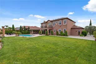 4918 W Bluff, Fresno, CA 93722 - Photo 9