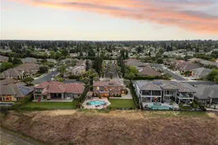 4918 W Bluff, Fresno, CA 93722 - Photo 51