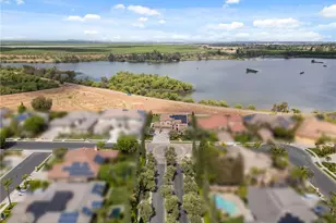 4918 W Bluff, Fresno, CA 93722 - Photo 59