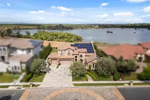 4918 W Bluff, Fresno, CA 93722 - Photo 3