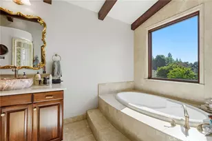 3939 W Robinwood, Visalia, CA 93291 - Photo 53