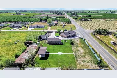 24110 Avenue 14, Madera, CA 93637 - Photo 7