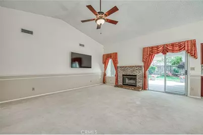 335 McKelvy, Clovis, CA 93611 - Photo 9