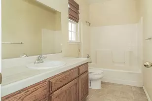 1377 Fenmore, Sanger, CA 93657 - Photo 49