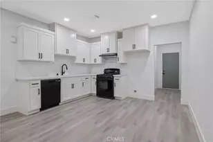 524 S 6th St, Kerman, CA 93630 - Photo 9