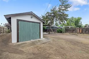 524 S 6th St, Kerman, CA 93630 - Photo 29