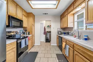 94 N Locan Ave, Fresno, CA 93737 - Photo 13