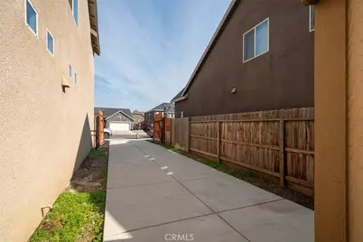 2027 W Babcock, Visalia, CA 93291 - Photo 37