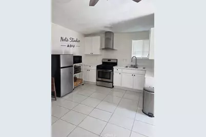 819 E 85th Street, Los Angeles, CA 90001 - Photo 17