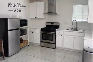 819 E 85th St, Los Angeles, CA 90001 - Photo 17