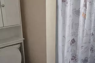 819 E 85th St, Los Angeles, CA 90001 - Photo 11