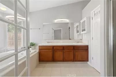 1155 W Julia Way, Hanford, CA 93230 - Photo 37