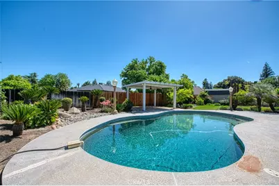 1521 S Bush, Fresno, CA 93727 - Photo 49