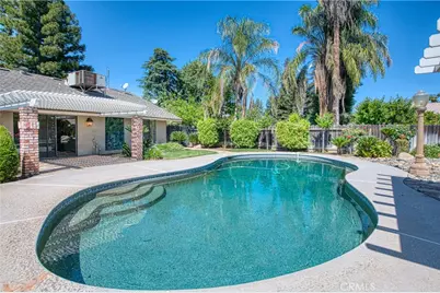 1521 S Bush, Fresno, CA 93727 - Photo 45