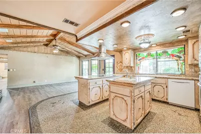 1521 S Bush, Fresno, CA 93727 - Photo 21