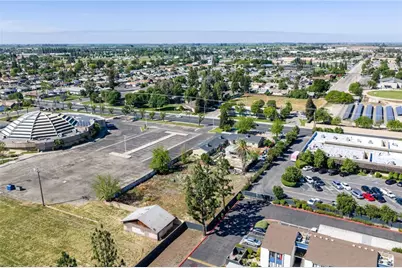 3280 McCall Ave, Selma, CA 93662 - Photo 31