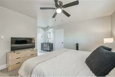 2569 E Los Altos Avenue, Fresno, CA 93710 - Photo 25
