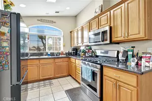 980 Redwood, Parlier, CA 93648 - Photo 13