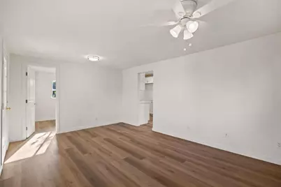 578 E 9th Avenue #1/2, Chico, CA 95926 - Photo 9