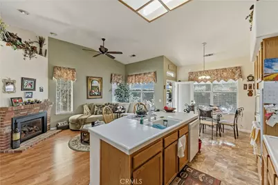 8613 N Whitney, Fresno, CA 93720 - Photo 9