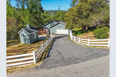 37927 China Creek, Oakhurst, CA 93644 - Photo 3