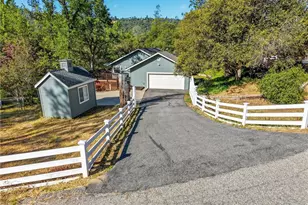 37927 China Creek, Oakhurst, CA 93644 - Photo 3