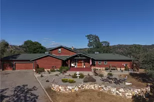 42366 Holiday Way, Coarsegold, CA 93614 - Photo 59