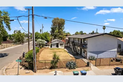 3940 E Burns, Fresno, CA 93725 - Photo 1