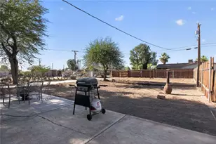 186 E Bonita St, Calipatria, CA 92233 - Photo 5