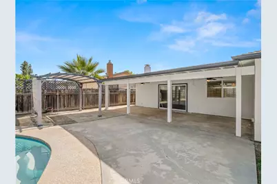 2239 Sunnyside, Clovis, CA 93611 - Photo 35