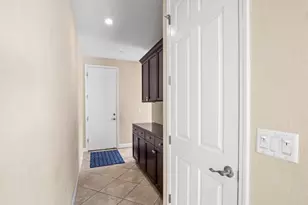 1229 E Via Roma, Fresno, CA 93730 - Photo 31