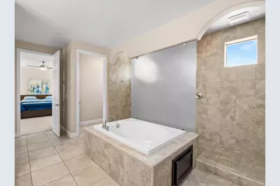 1229 E Via Roma, Fresno, CA 93730 - Photo 49