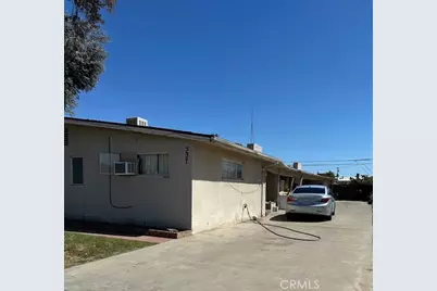 537 W University, Fresno, CA 93705 - Photo 15