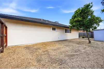 153 Bonita Ave, Fowler, CA 93625 - Photo 37