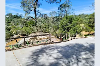 42011 Long Hollow, Coarsegold, CA 93614 - Photo 17