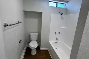 365 N Echo Ave, Fresno, CA 93701 - Photo 15