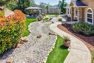39380 Suncrest Ct, Oakhurst, CA 93644 - Photo 5
