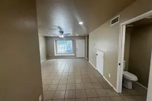 4781 N Polk, Fresno, CA 93722 - Photo 21