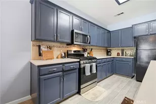 2429 N Oak Grv Ct, Visalia, CA 93291 - Photo 25