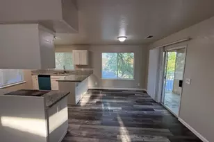 7127 N Antioch, Fresno, CA 93722 - Photo 29